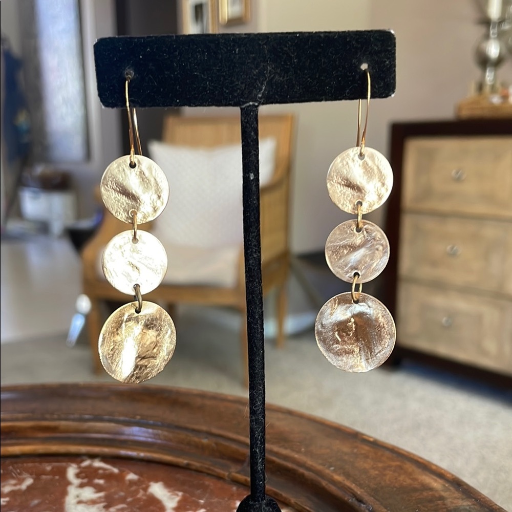 Zzan Gold Dangle Earrings